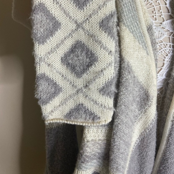 Vince Graphic Textured Draped Wool Alpaca Blend Cardigan size Small - Picture 7 of 10